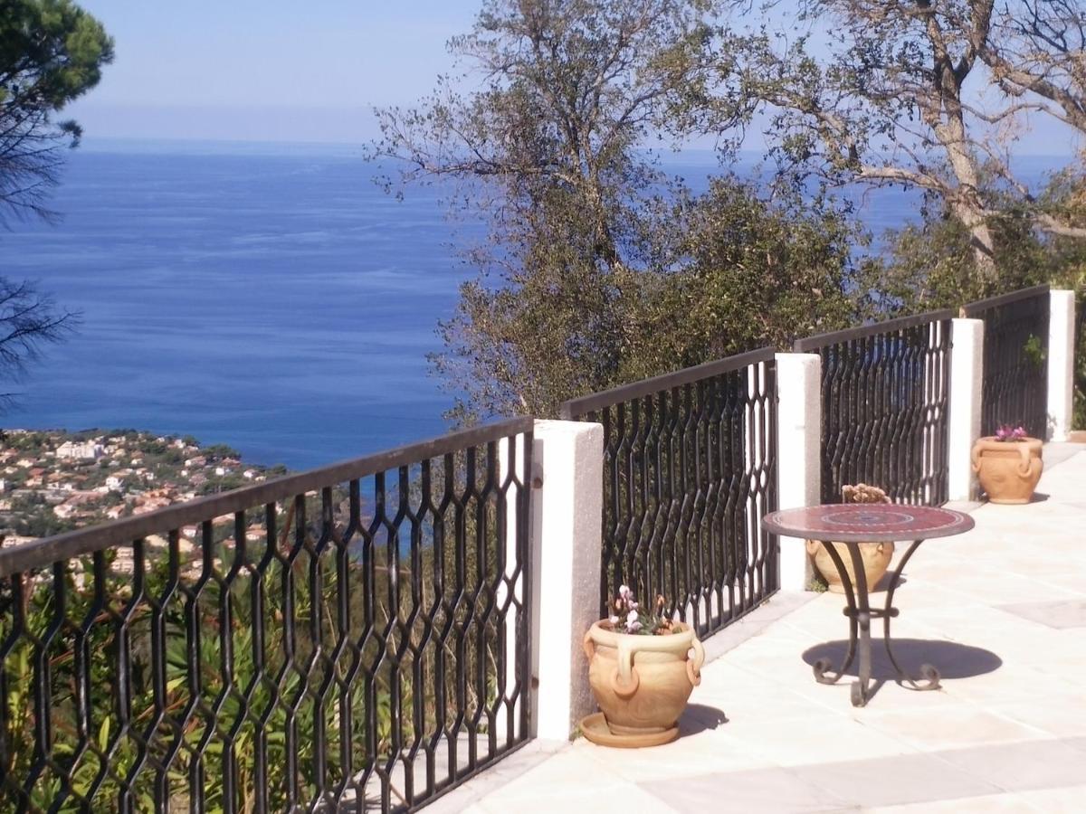 Incantevole Villa Con Vista Mozzafiato Cefalù Exteriör bild